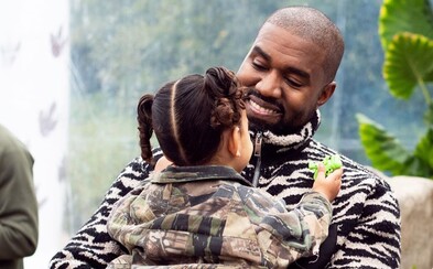 Kanye West zrušil kandidatúru na prezidenta USA. Tvrdí to člen jeho volebného štábu Kanye West zrušil kandidatúru na prezidenta USA. Tvrdí to člen jeho volebného štábu