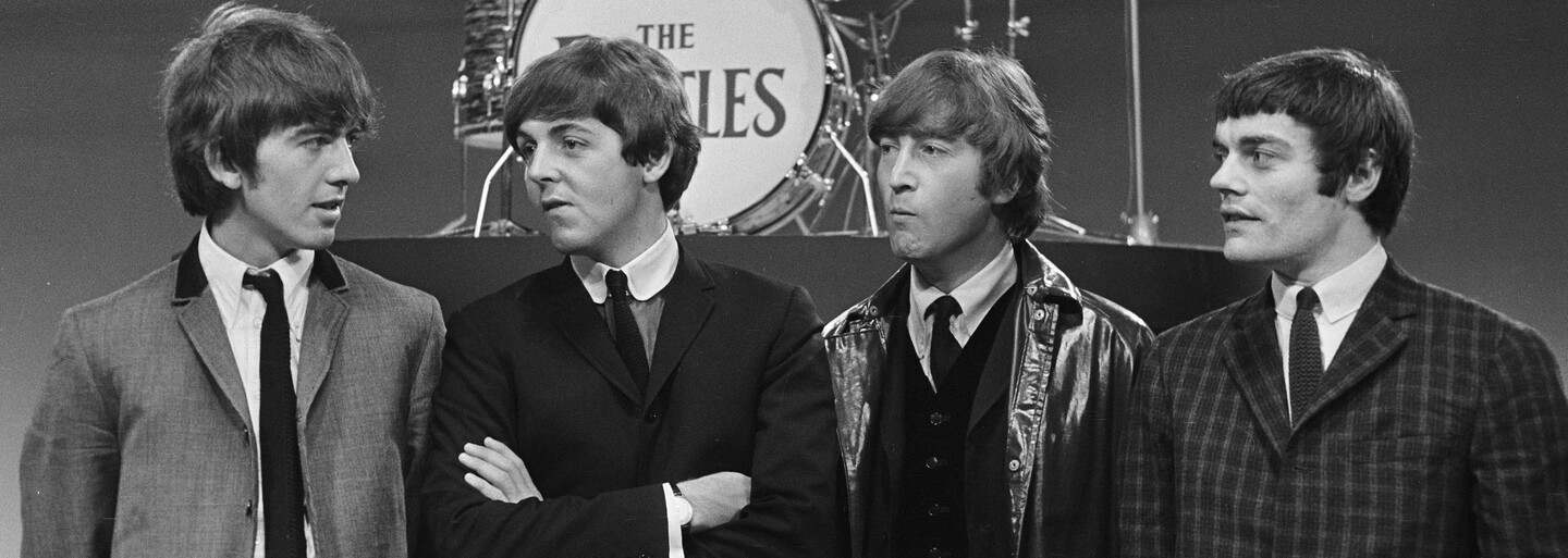 Kapela Beatles nikdy neexistovala. V komédii od režiséra Trainspottingu sa hrdina preslávi ich skladbami