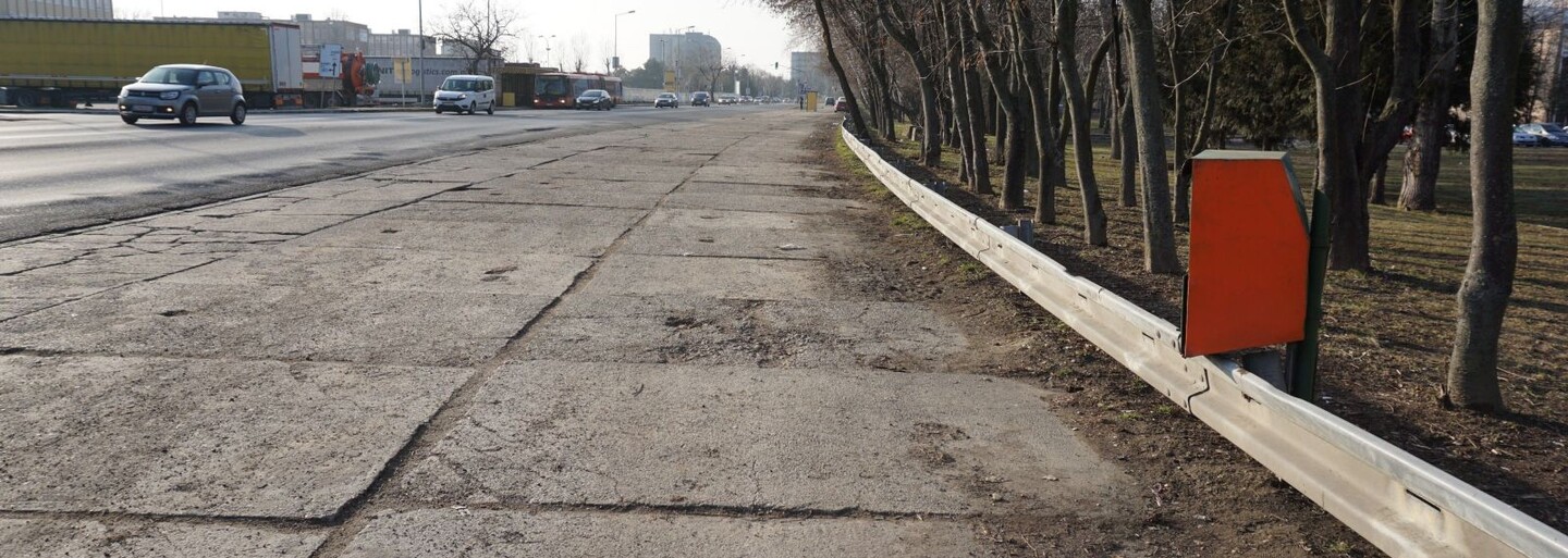 Karel dělá pasáka přítelkyni Katce, která šlape u benzínky. Za drogy utratí týdně 18 tisíc (Rozhovor)