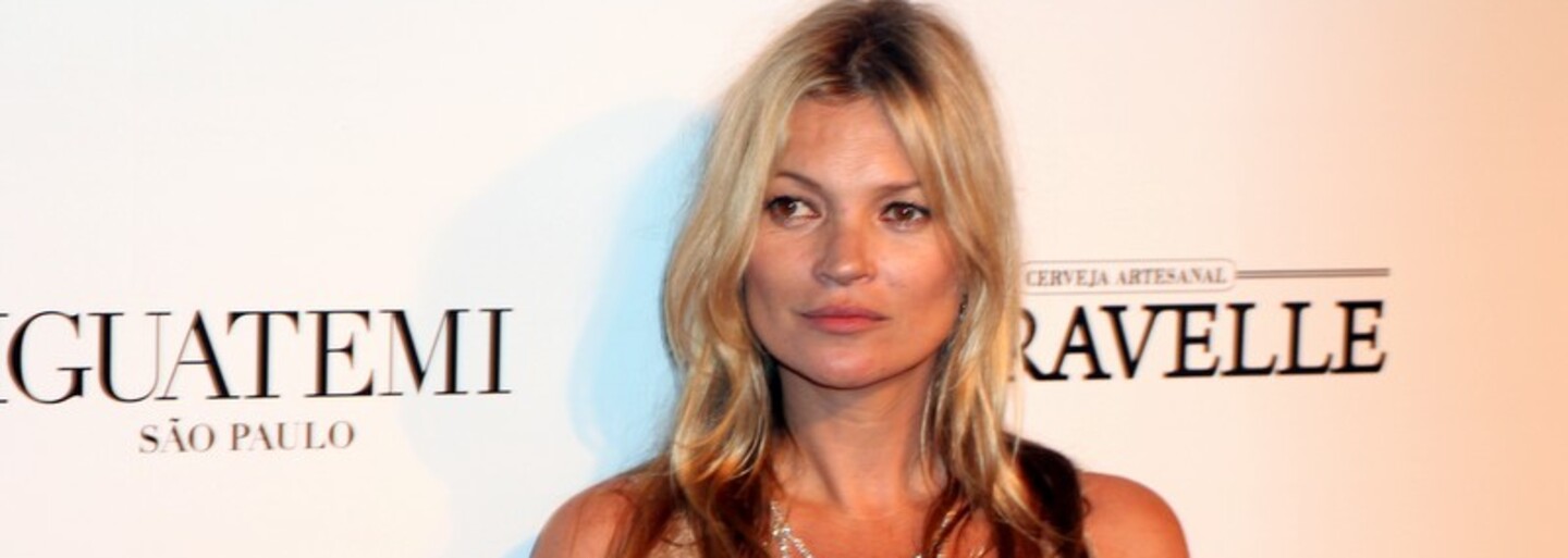 Kate Moss pózuje v spodnej bielizni. Kim Kardashian ju nahovorila, aby bola novou tvárou značky SKIMS