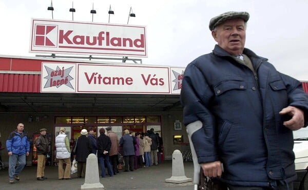 Kaufland bojuje proti plastom. Spúšťa čapovanú drogériu