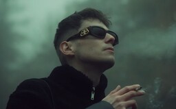 Každej den je pivní lázeň. Ca$hanova Bulhar a Smack One vydávají nový klip na společnou skladbu z alba THUG LOVE SOFIA