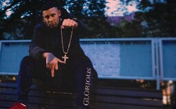 Když dělám love, nabíhám! Dollar Prync nepolevuje, s Luccianem přináší nové video a ohlašuje nové album