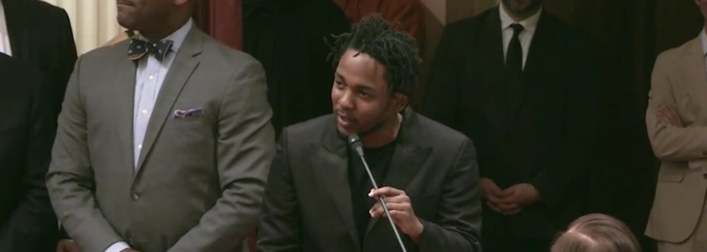 Kendrick Lamar dostal za svoji tvorbu a pomoc komunitě ocenění od kalifornského senátu