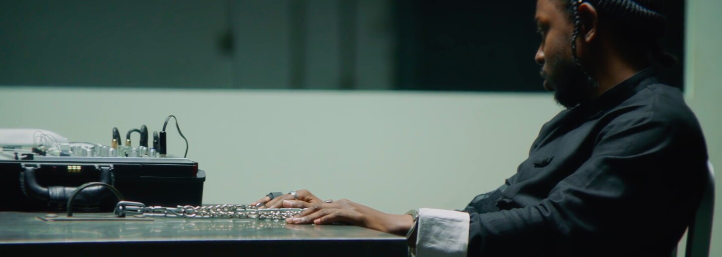 Kendrick Lamar posiela výborný videoklip na najväčší banger z jeho najnovšieho albumu, ktorým sa opäť bude uchádzať o cenu Grammy