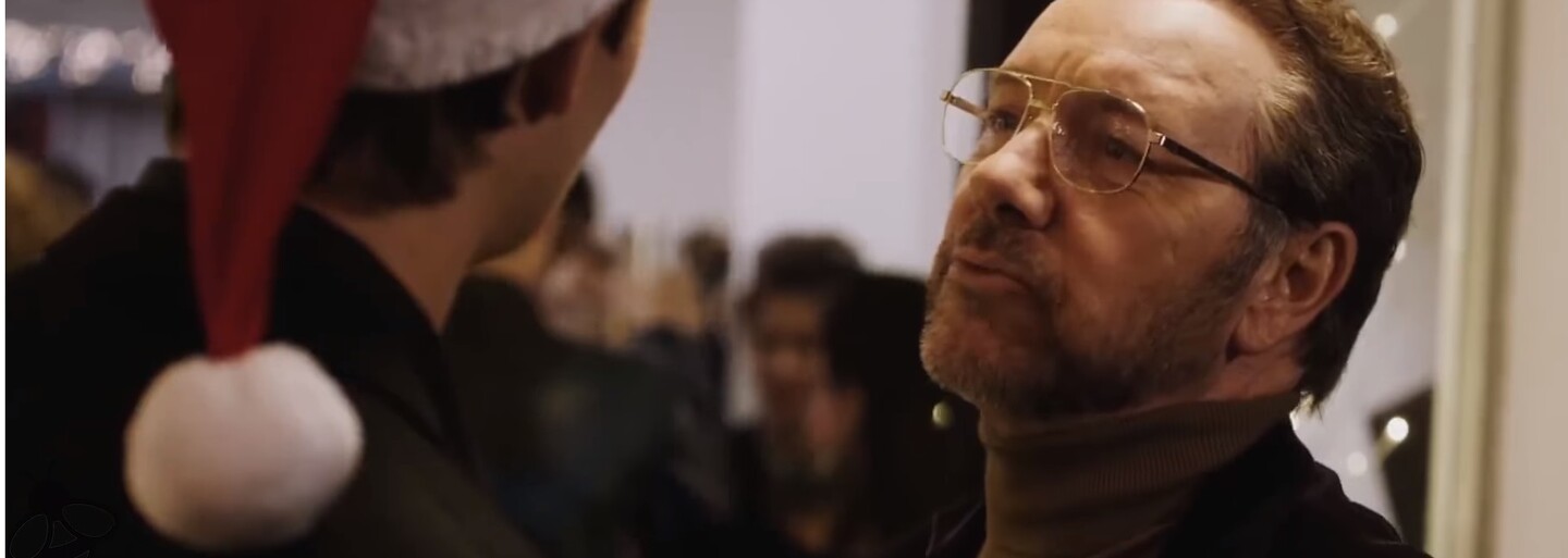 Kevin Spacey vo svojom poslednom filme učí mladíkov, ako zbohatnúť na podvodoch. Sex a rozprávkový život sa rýchlo zmení na strach o život
