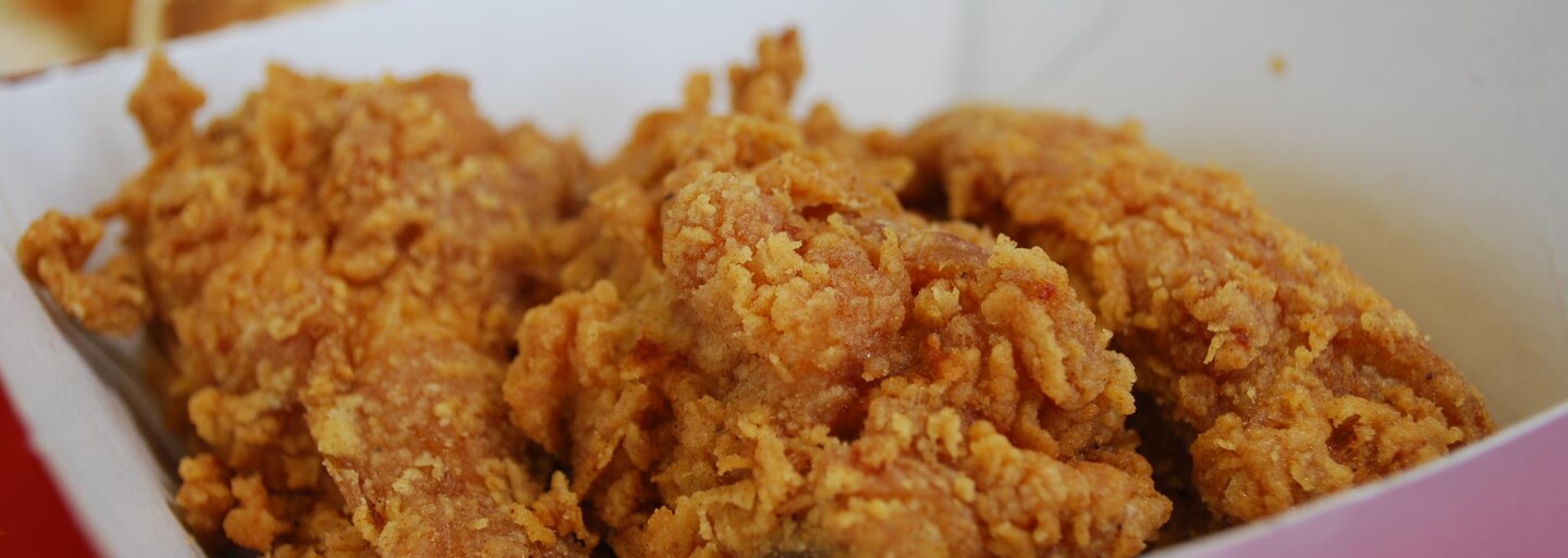 KFC chystá vegetariánské „kuřecí“, nabídne také zdravou alternativu k hranolkům