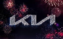 Kia počas veľkolepej show predstavila nové logo a stanovila svetový rekord