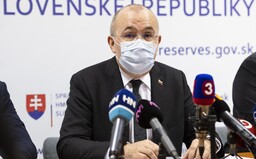 Kičura po výpovedi na NAKA kričal: Kľaklo by to tu, nešlo o predražené testy. Ku kúpe bytov syna sa detailne nevyjadril