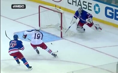 King Henrik v bráně čaroval, jeho zákrok můžeme už nyní zařadit mezi to nejlepší v nové sezóně King Henrik v bráně čaroval, jeho zákrok můžeme už nyní zařadit mezi to nejlepší v nové sezóně