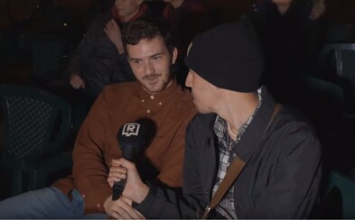 Kino pod holým nebom prilákalo aj študentov, ktorí nepoznajú DC komiksy. Spýtali sme sa ich, koľko utratia na lístky do kina Kino pod holým nebom prilákalo aj študentov, ktorí nepoznajú DC komiksy. Spýtali sme sa ich, koľko utratia na lístky do kina