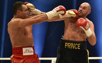 Kličko musí na odvetu čekat dál, Tyson Fury je opět zraněný Kličko musí na odvetu čekat dál, Tyson Fury je opět zraněný