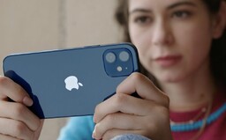 Komentár: Pár uštipačných poznámok k iPhonu 12 alebo ako sa žije vo vesmíre Apple