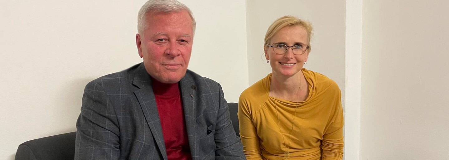 Komunistickým kandidátem na Hrad je Josef Skála. Konzervativní vlastenec, který se neúspěšně ucházel o post předsedy strany