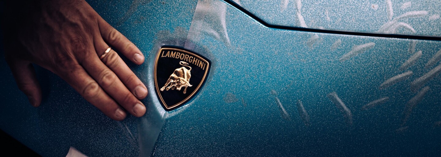 Končí sa jedna éra, Lamborghini vyrobilo posledný superšport s motorom V12 bez elektrifikácie