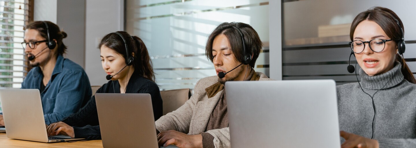 Konec nevyžádaným hovorům. Marketingová call centra již nemohou volat bez souhlasu