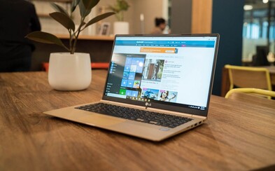 Konkurent Macbooku od LG přichází s neuvěřitelnou 24hodinovou výdrží a všemi porty Konkurent Macbooku od LG přichází s neuvěřitelnou 24hodinovou výdrží a všemi porty