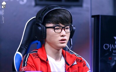 Korejská League of Legends hvězda překonala rekord ve sledovanosti. Fakerovo hraní sledovalo v jednu chvíli 250 000 diváků Korejská League of Legends hvězda překonala rekord ve sledovanosti. Fakerovo hraní sledovalo v jednu chvíli 250 000 diváků