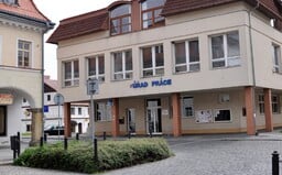 Koronavirus nezaměstnanost v Česku neovlivnil. Úřad práce naměřil nejnižší březnový počet za posledních 23 let
