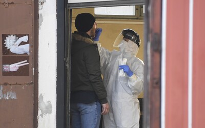 KORONAVIRUS: Počet nakažených v Česku znovu překročil 10 tisíc, brzy má převládnout omikron