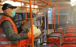 Koronavírus sa potvrdil u učiteľky v škôlke a vodičky električky v Bratislave