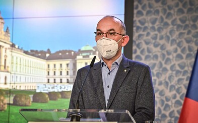 Koronavirus v Česku stále brzdí, reprodukční číslo ale stouplo. Kapacity v nemocnicích se jemně uvolňují Koronavirus v Česku stále brzdí, reprodukční číslo ale stouplo. Kapacity v nemocnicích se jemně uvolňují