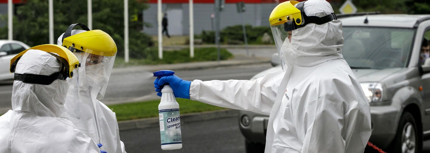 KORONAVIRUS: V úterý padl další rekord, potvrdilo se 25 864 nových případů nákazy