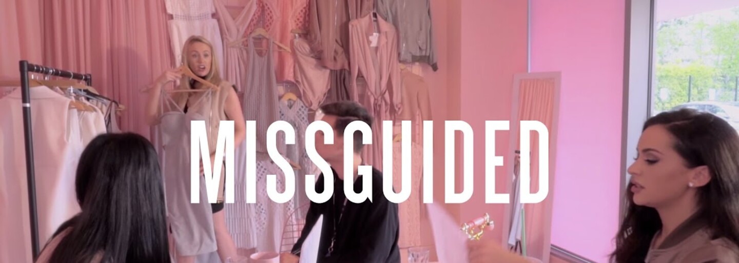 Krásna youtuberka Carli Bybel odhalila svoju novú jesennú kolekciu v spolupráci s Missguided