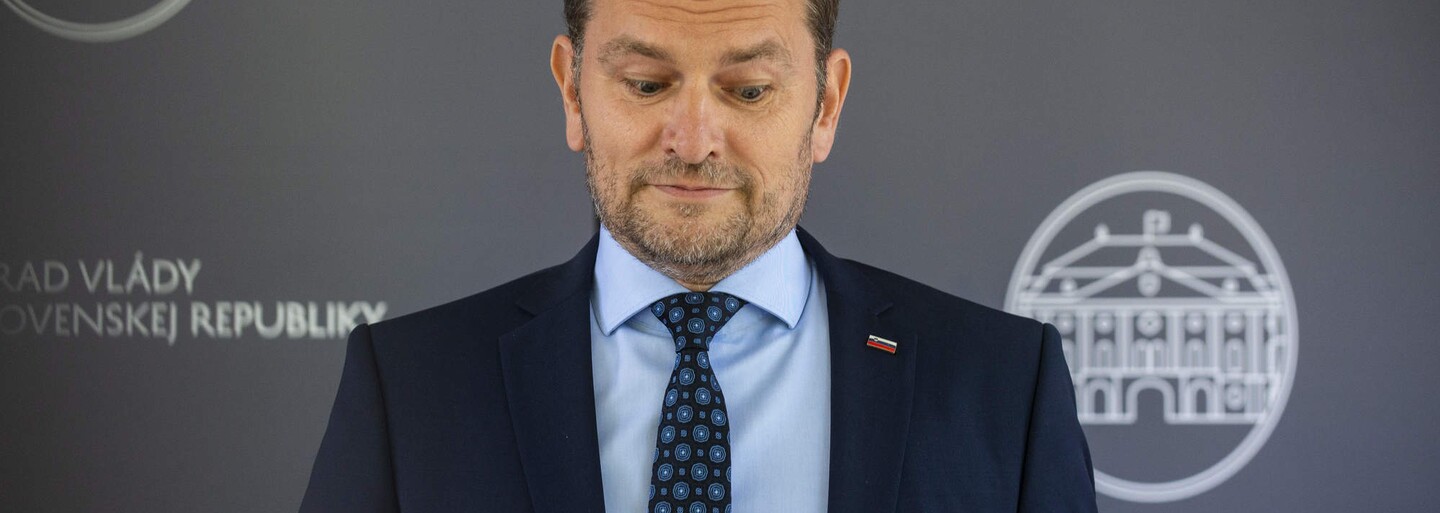Kričal, oháňal sa detektorom lži a nadával novinárom. Takto perlil premiér Igor Matovič na tlačovke o plagiáte svojej diplomovky