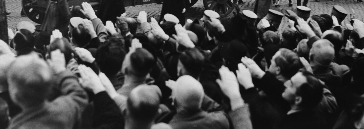 Křišťálová noc: Tisíce rozbitých výloh, 91 mrtvých a 30 tisíc lidí poslaných do koncentračních táborů