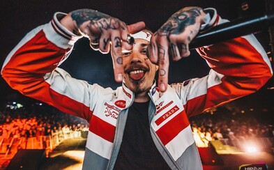 Křest KML v podání celého Milion+ a Viktora Sheena bude peklo. 11 raperů zbourá pražské SaSaZu už tento pátek Křest KML v podání celého Milion+ a Viktora Sheena bude peklo. 11 raperů zbourá pražské SaSaZu už tento pátek