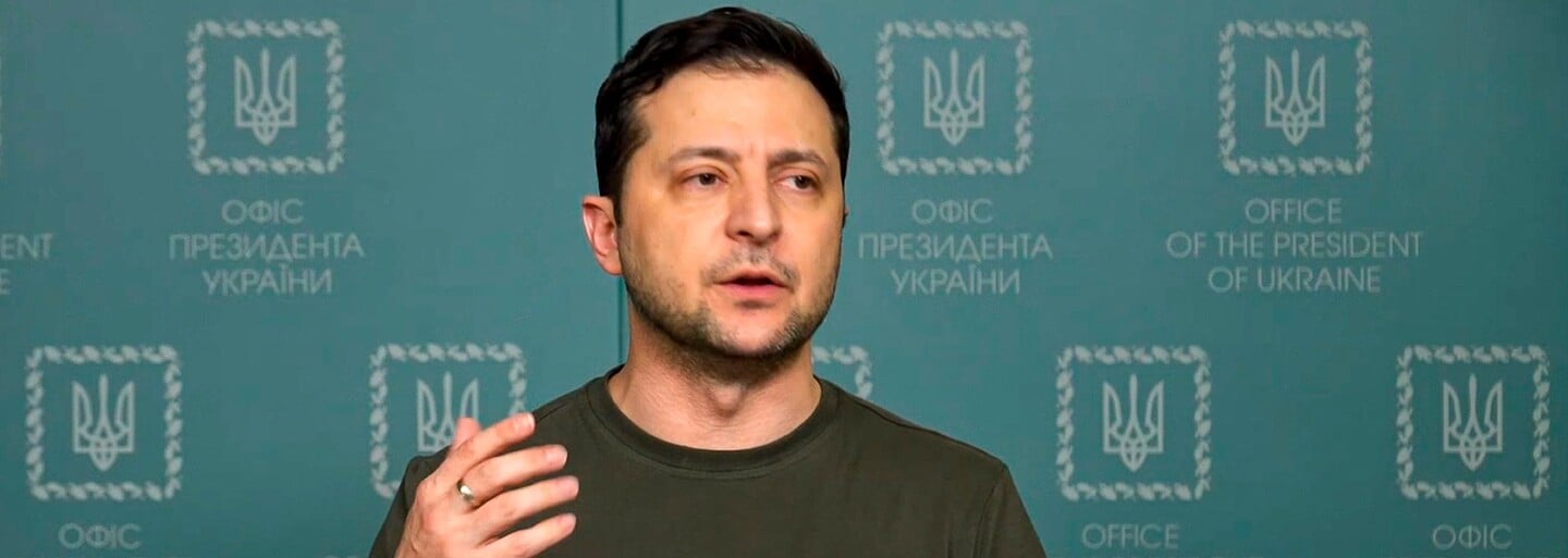 Krym patří Ukrajině a my se jej nikdy nevzdáme, řekl Zelenskyj po sérii výbuchů