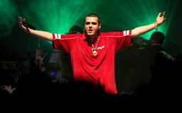 Kto sú mafiáni zo skladby Kool G Rap, ktorých spomína Rytmus? Boli to fanúšikovia, požičiavali mi retiazky a autá, tvrdí raper