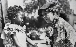 Ku Klux Klan vypsal odměnu na její hlavu. Eleanor Roosevelt byla první dámou světa