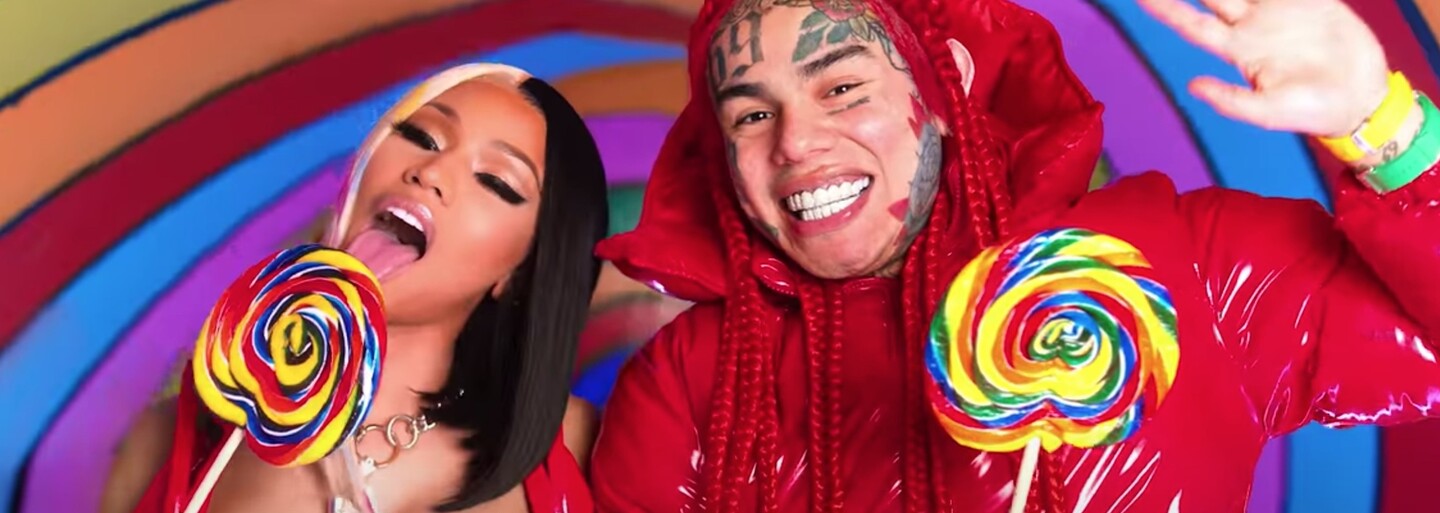 Koupil si 5 neprůstřelných SUV a sám se diví, že je ještě naživu. Jak Tekashi 6ix9ine téměř trumfl Eminema?