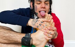 Koupil si 5 neprůstřelných SUV a sám se diví, že je ještě naživu. Jak Tekashi 6ix9ine téměř trumfl Eminema?