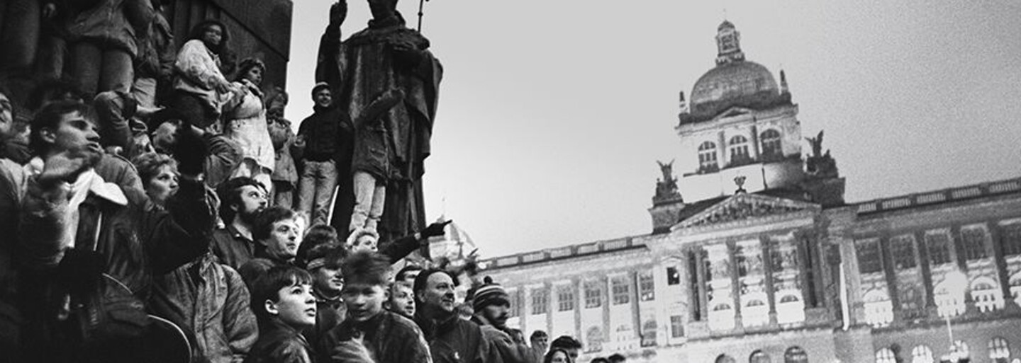 KVÍZ: Co víš o událostech 17. listopadu? Otestuj své znalosti!