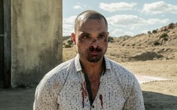 Kvôli týmto seriálom si zaplatíš Netflix, Apple TV+ aj HBO Max. Nič lepšie sme tento rok zatiaľ nevideli