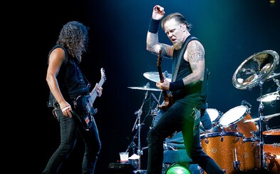 Kvůli Metallice v Praze je posílena linka metra C, na koncert dorazí 70 tisíc lidí Kvůli Metallice v Praze je posílena linka metra C, na koncert dorazí 70 tisíc lidí
