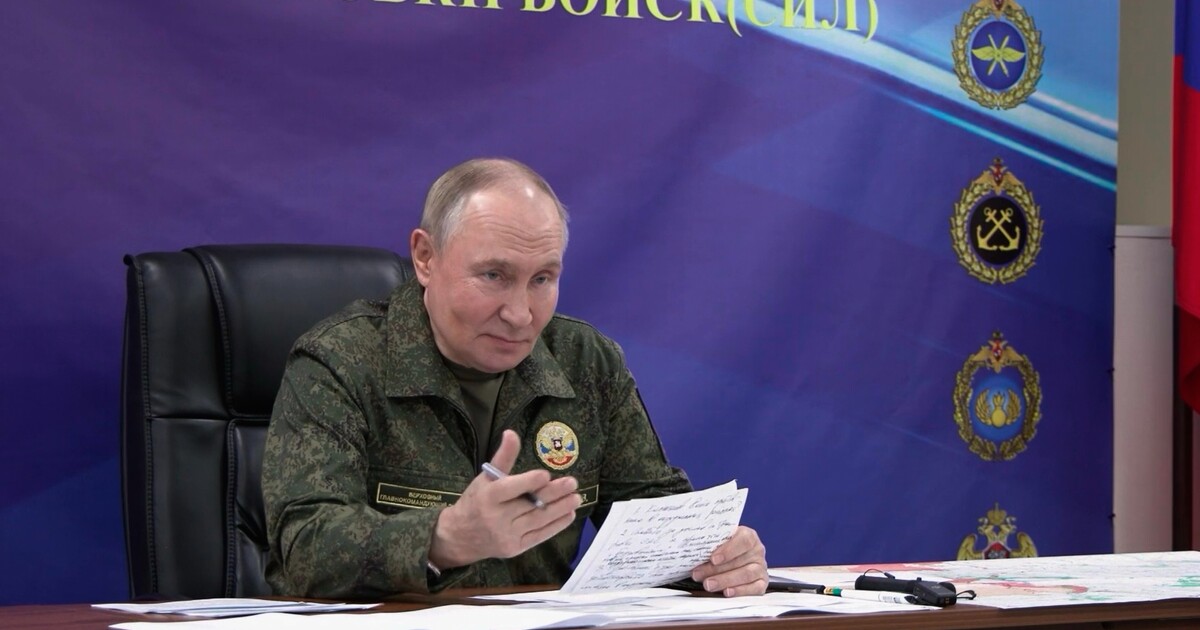 Rusko zažilo masivní dronový útok na Moskvu. Dvě letiště se musela dočasně uzavřít