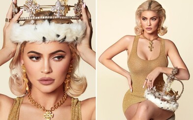 Kylie Jenner jako královna roku 2019. Mladá kráska posílá ukázky z kalendáře plného svůdných fotek Kylie Jenner jako královna roku 2019. Mladá kráska posílá ukázky z kalendáře plného svůdných fotek