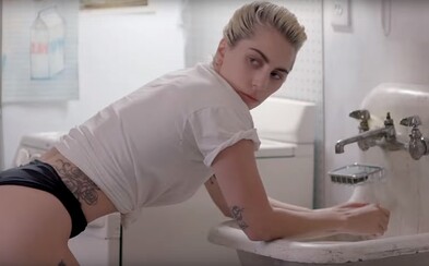 Lady Gaga sa dočká vlastného dokumentárneho filmu. Gaga: Five Foot Two nám predstaví skutočný život popovej hviezdy Lady Gaga sa dočká vlastného dokumentárneho filmu. Gaga: Five Foot Two nám predstaví skutočný život popovej hviezdy