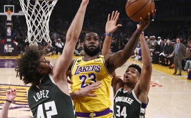LeBron James odmítá hrát basketbal, pokud kvůli koronaviru zakážou fanouškům přístup na zápasy NBA LeBron James odmítá hrát basketbal, pokud kvůli koronaviru zakážou fanouškům přístup na zápasy NBA