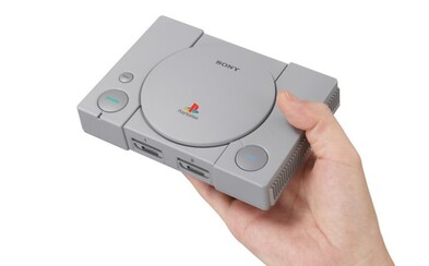 První PlayStation je zpátky! V Česku ho v miniaturní verzi koupíš za 2 690 Kč První PlayStation je zpátky! V Česku ho v miniaturní verzi koupíš za 2 690 Kč