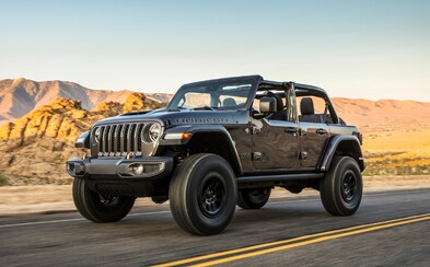 Legendární Jeep Wrangler po téměř 40 letech dostává motor V8 Legendární Jeep Wrangler po téměř 40 letech dostává motor V8