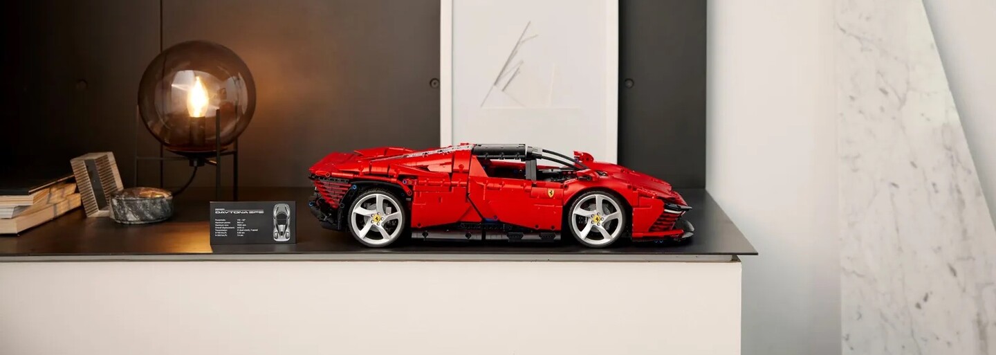 Lego odhalilo obrovskú stavebnicu superšportu. Postaviť si môžeš Ferrari s najvýkonnejším motorom v histórii