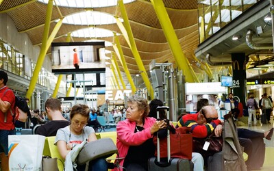 Letisko Heathrow obmedzuje počet pasažierov na 100 000 denne. Niektoré lety už presunulo na iné letiská
