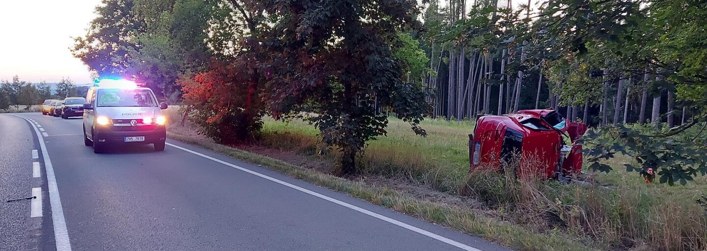 Léto na českých silnicích: Policisté řešili 79 tisíc přestupků, zemřelo 80 lidí