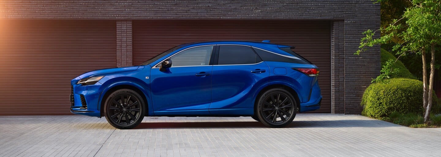 Lexus RX piatej generácie je realitou a jeho dominantou je opäť osvedčená hybridná technika