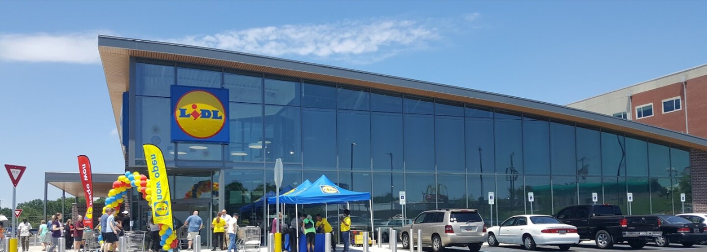 Lidl na Slovensku prestane do konca roku 2019 predávať plasty na jedno použitie